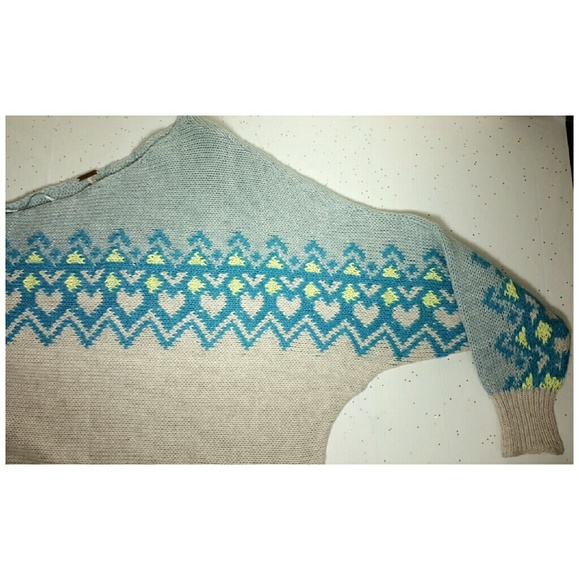 FREE PEOPLE ❤ Heartisle ❤ Off Shoulder Sweater - Picture 4 of 7